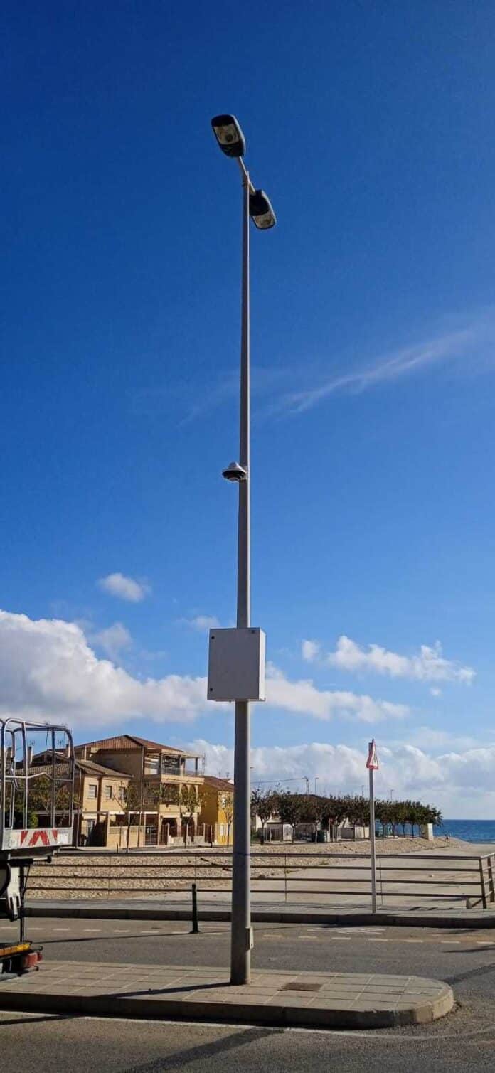 La città ora gestisce 61 telecamere e 12 lettori di targhe in tutta la sua area municipale