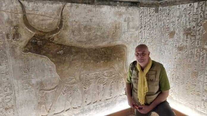 Ce cours promet une expérience riche, captivante et éducative, mêlant histoire, linguistique et culture pour faire vivre l'esprit du Nil à Torrevieja.