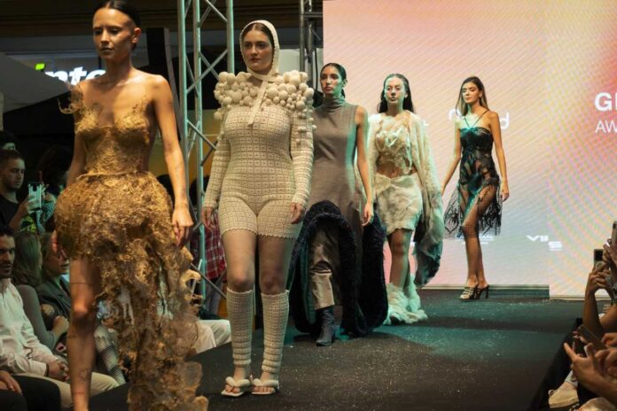 Kjøpesenteret i Alicante ønsker Greenwalk Awards velkommen for første gang – catwalken som forener mote, nye talenter og bærekraft.