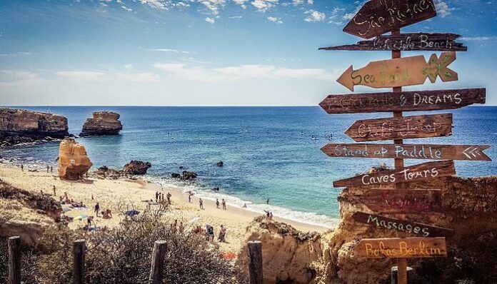 Niezależnie od tego, czy szukasz zimowego wypadu na ostatnią chwilę, czy planujesz kolejne długie letnie wakacje, czytasz to, ponieważ marzy Ci się pobyt w kurorcie nadmorskim. I chcesz go w pełni wykorzystać.