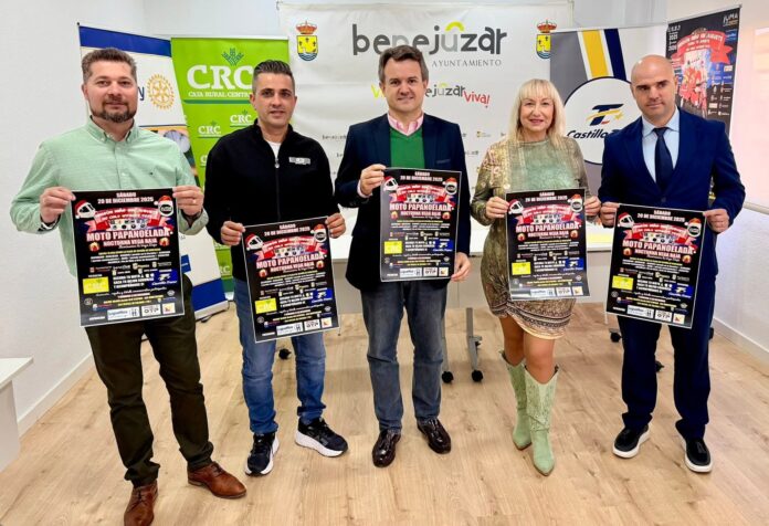 Im Rathaus von Benejúzar fand heute die Präsentation der traditionellen Wohltätigkeits-Weihnachtsmannfahrt „Kein Kind ohne Spielzeug“ statt, die vom Motorradclub Centauros del Alba organisiert wurde.