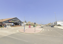 GUNMEN STRIKE IN ORIHUELA COSTA! UK GANGSTER CRITICALLY WOUNDED IN VEGAS-STYLE ATTACK! The victim, identified as Peter F., also known under the alias Sonny James R., was hit three times after gunmen fired between ten and fifteen bullets at his vehicle in an underground garage on Calle Cabo de Gata, Lomas de Cabo Roig.