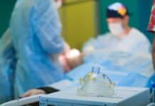 Surgeon Arrested in Murcia for Allegedly Raping Anesthetised Patient Hospital officials stressed that the doctor was an external consultant and that the operating room had been rented for the procedure, a common practice.