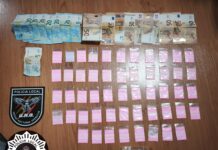 Orihuela Local Police Arrest Two Individuals for Drug Offenses Both individuals were arrested and taken to police headquarters, where the corresponding proceedings were carried out and forwarded to the judicial authorities.